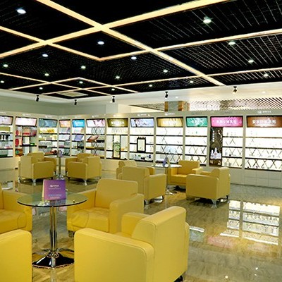 你知道含有激發(fā)性成分對肌膚的副作用嗎？