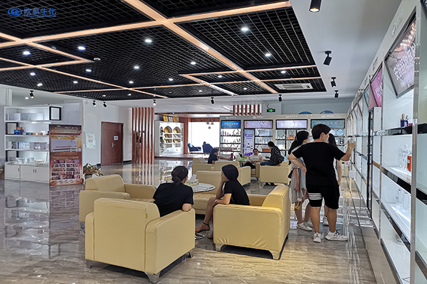 專(zhuān)業(yè)祛斑祛痘加盟培訓(xùn)費(fèi)用貴不貴？